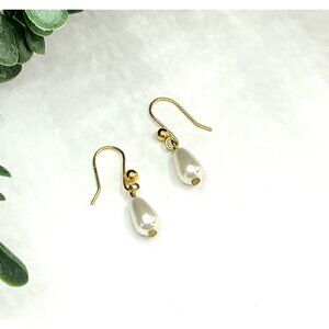 Elegant Gold-Tone Drop Earrings With White Faux Pearl Beads